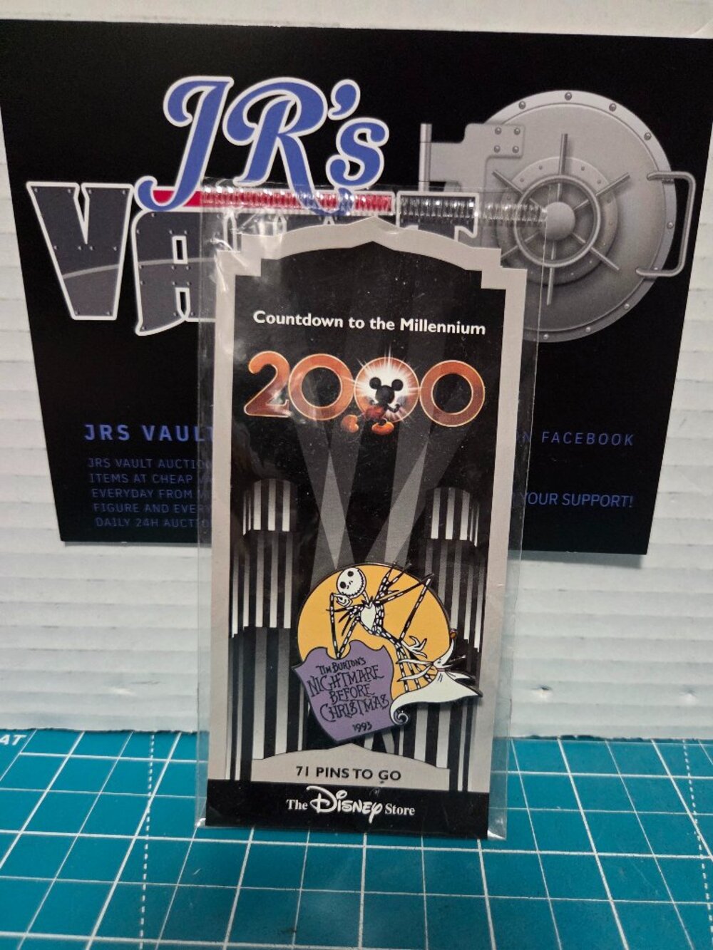 Disney DS Countdown to the Millennium Nightmare Before Christmas Enamel Pin